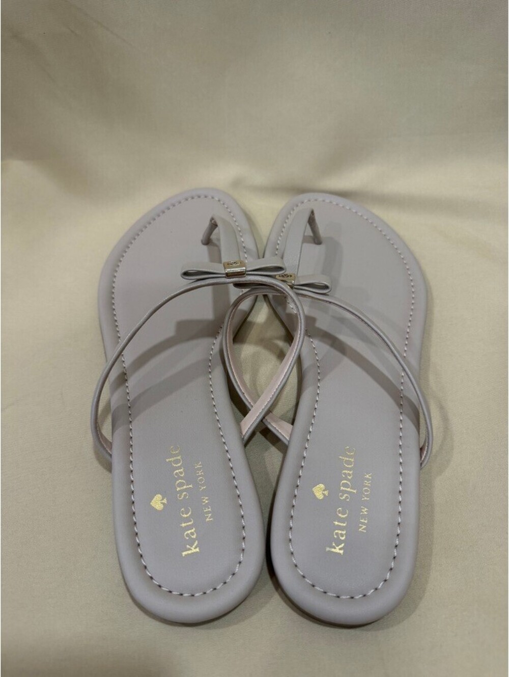 NEW Kate Spade New York Pink Patent Thong Peplum Sandals Women’s Size 10 - Picture 5 of 8